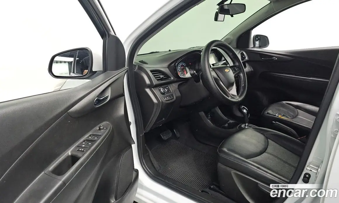 Chevrolet Spark 2017 1.0 автомат (гидро), фото 12