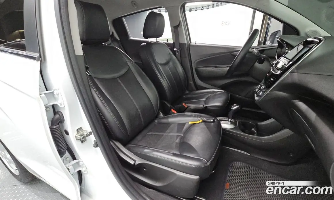 Chevrolet Spark 2017 1.0 автомат (гидро), фото 16