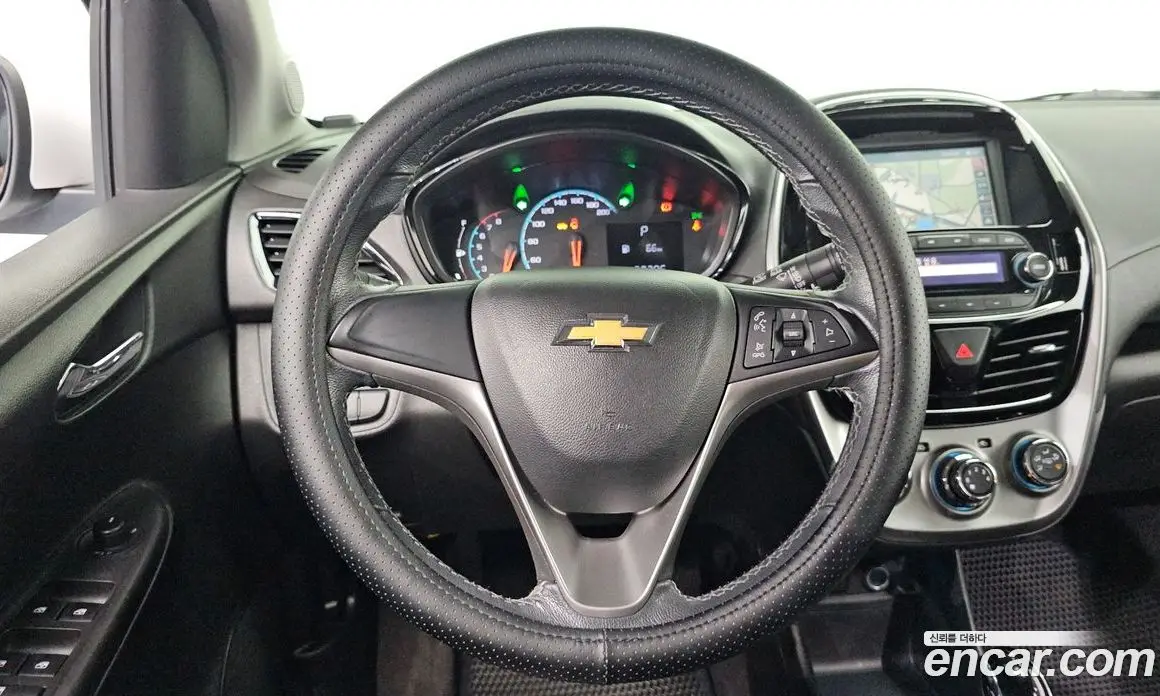 Chevrolet Spark 2017 1.0 автомат (гидро), фото 18