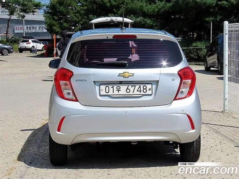 Chevrolet Spark 2017 1.0 автомат (гидро), фото 4 Chevrolet Spark 2017 1.0 автомат (гидро), фото 4