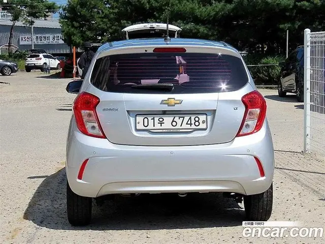 Chevrolet Spark 2017 1.0 автомат (гидро), миниатюра 4 Chevrolet Spark 2017 1.0 автомат (гидро), миниатюра 4