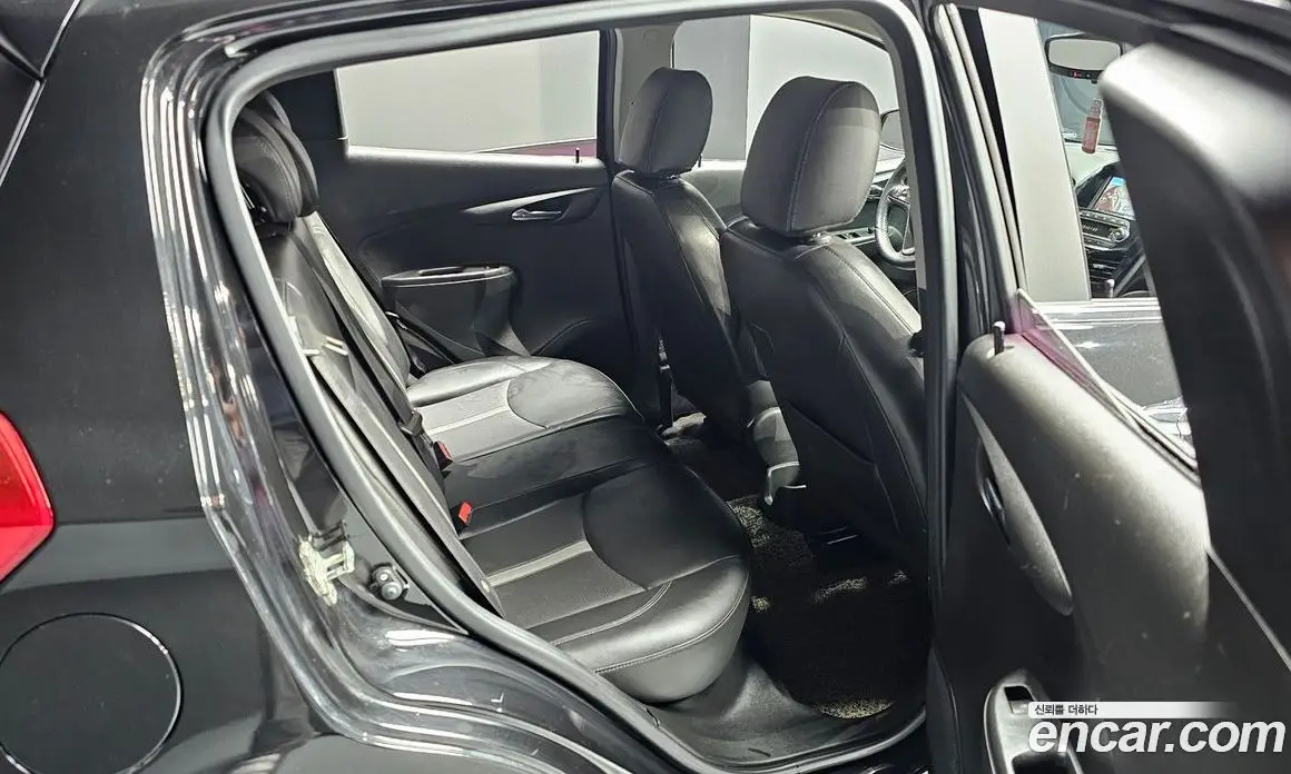 Chevrolet Spark 2018 1.0 автомат (гидро), фото 18 Chevrolet Spark 2018 1.0 автомат (гидро), фото 18
