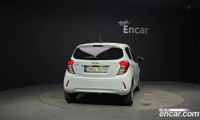 Chevrolet Spark 2021 1.0 автомат (гидро), миниатюра 4