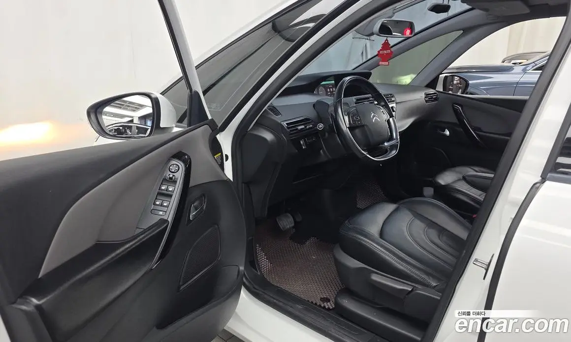 Citroen C4 Picasso 2018 1.6 автомат (гидро), фото 13
