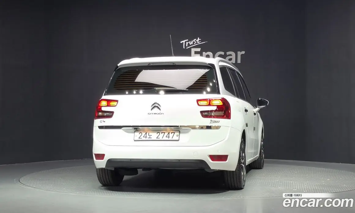 Citroen C4 Picasso 2018 1.6 автомат (гидро), фото 4