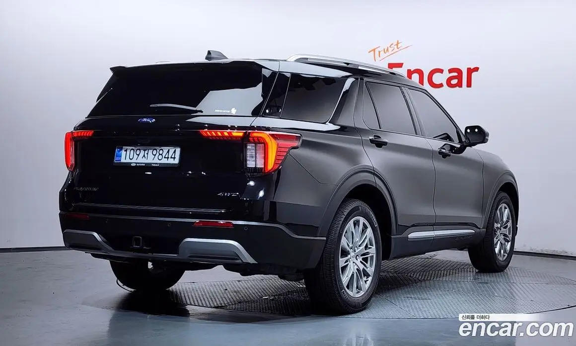 Ford Explorer 2025 2.3 автомат (гидро), фото 2 Ford Explorer 2025 2.3 автомат (гидро), фото 2