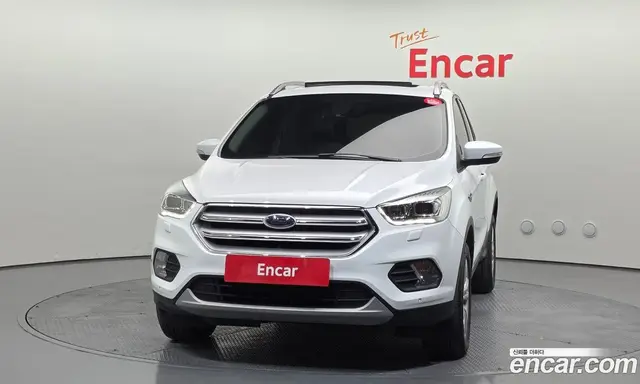 Ford Kuga 2017 2.0 автомат (гидро), миниатюра 3 Ford Kuga 2017 2.0 автомат (гидро), миниатюра 3