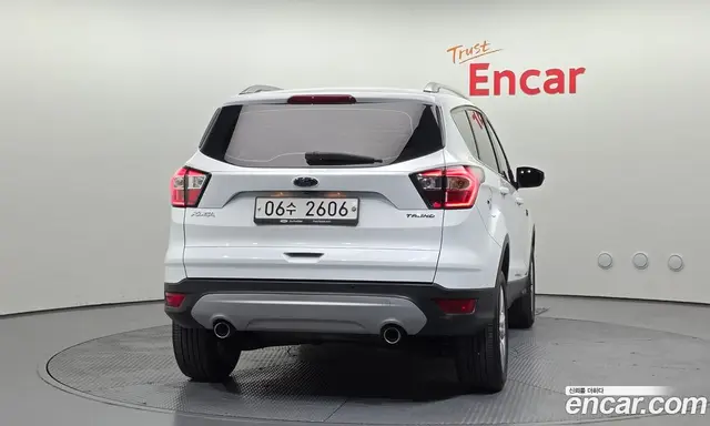 Ford Kuga 2017 2.0 автомат (гидро), миниатюра 4 Ford Kuga 2017 2.0 автомат (гидро), миниатюра 4