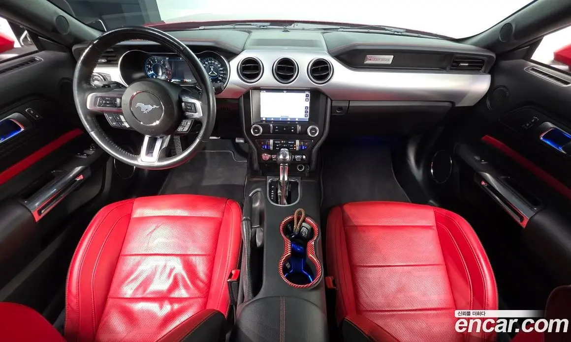 Ford Mustang 2023 2.3 автомат (гидро), фото 9 Ford Mustang 2023 2.3 автомат (гидро), фото 9
