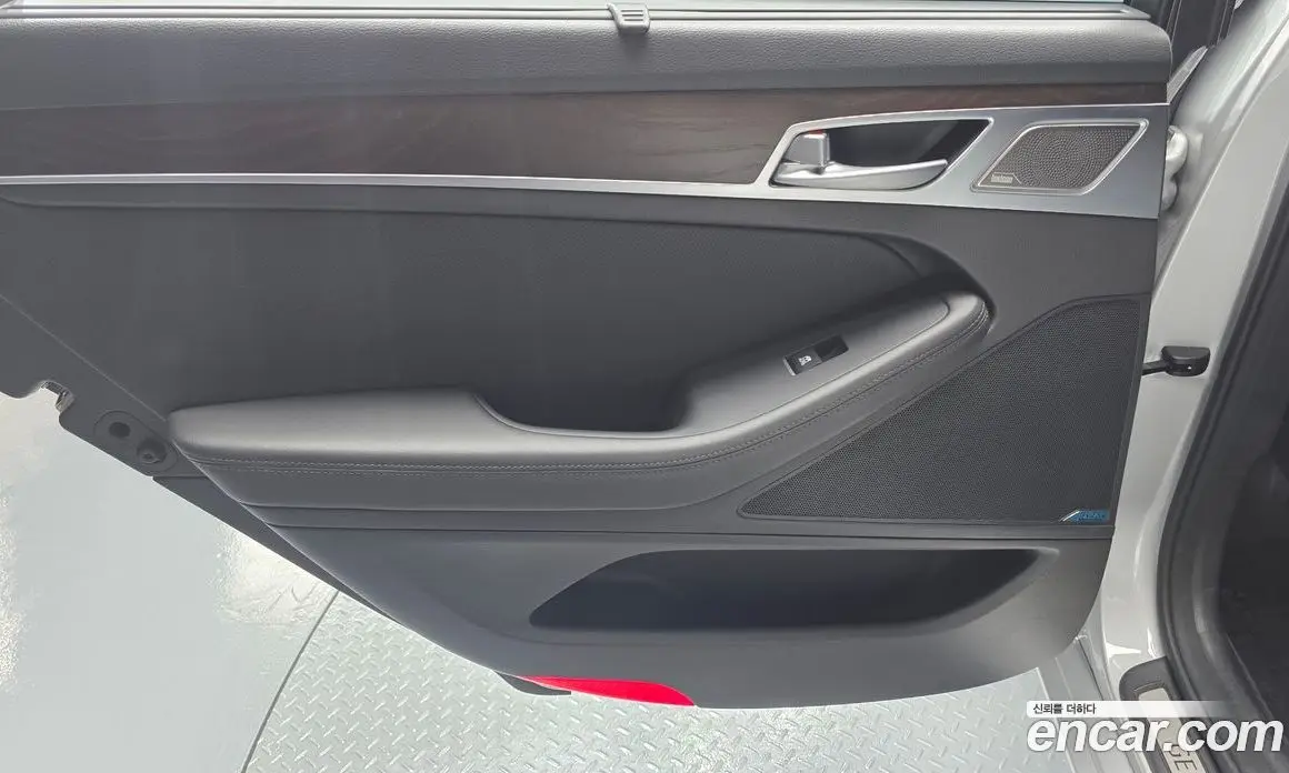 Genesis G80 2017 3.3 автомат (гидро), фото 15