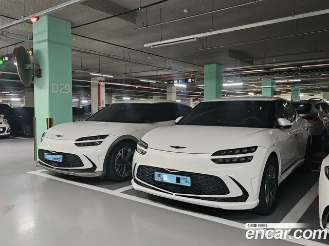Genesis GV60 2022 автомат (гидро), миниатюра 5