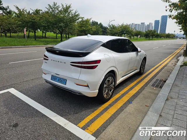 Genesis GV60 2022 автомат (гидро), миниатюра 8