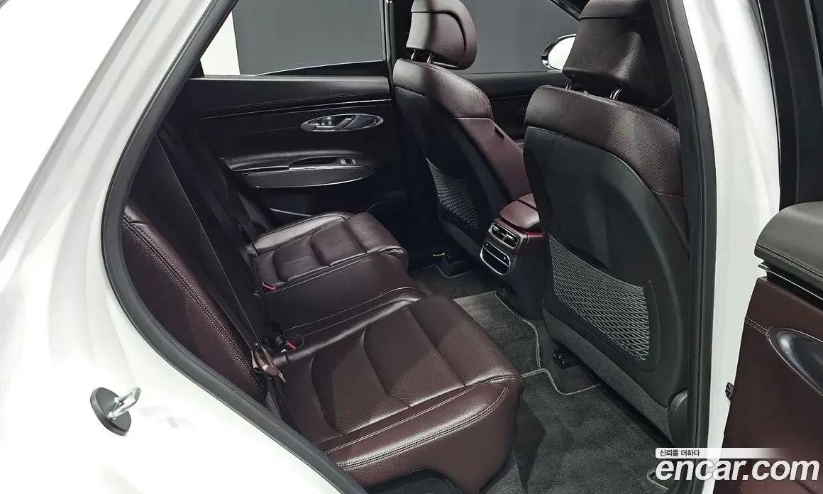 Genesis GV70 2021 2.5 автомат (гидро), фото 18