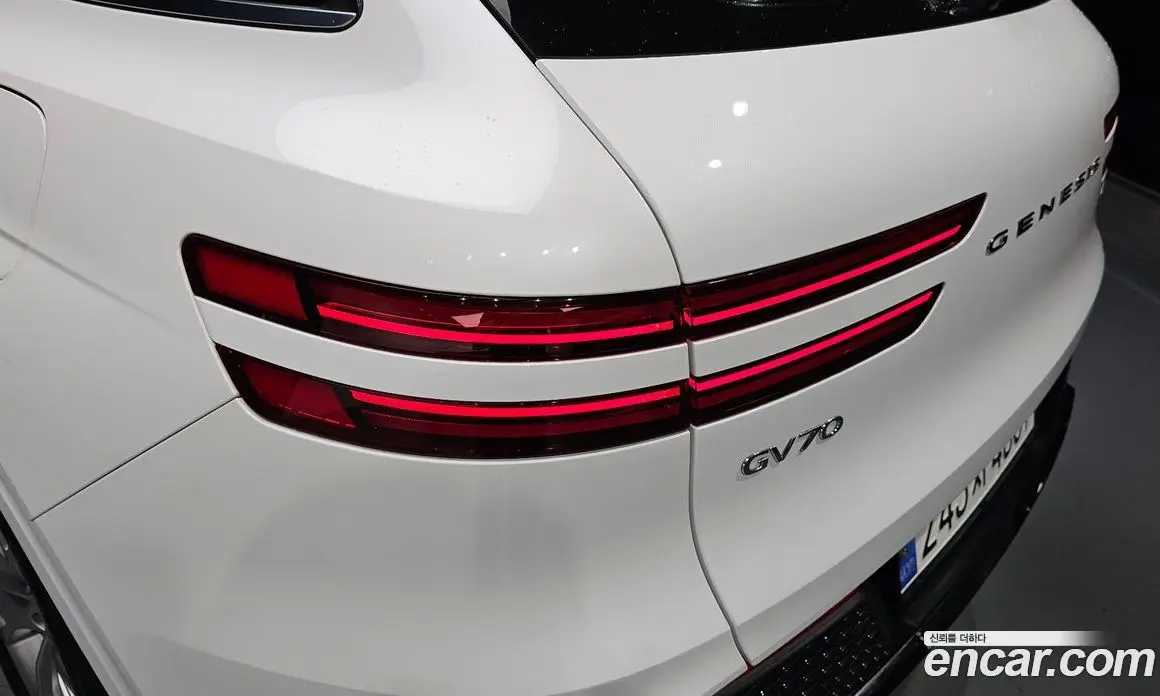 Genesis GV70 2021 2.5 автомат (гидро), фото 9