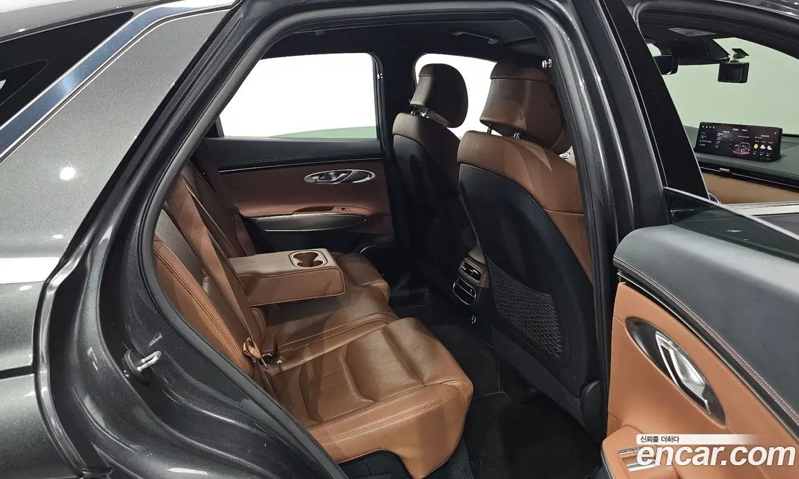 Genesis GV70 2021 2.5 автомат (гидро), фото 16