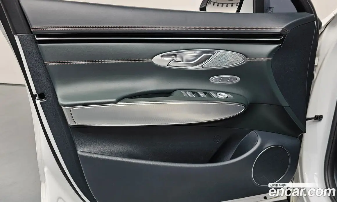 Genesis GV70 2021 2.5 автомат (гидро), фото 14