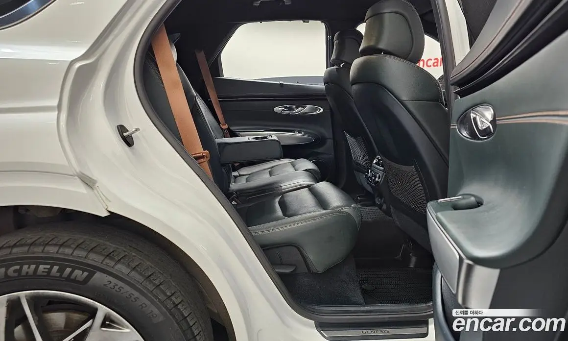 Genesis GV70 2021 2.5 автомат (гидро), фото 17