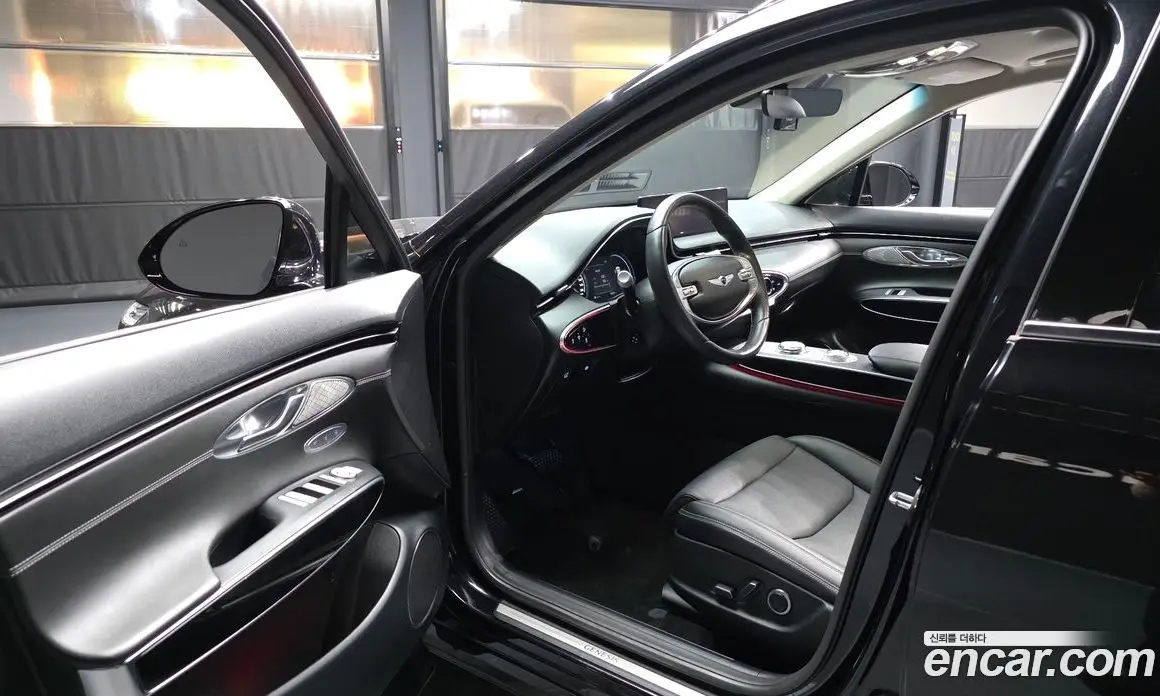Genesis GV70 2021 2.5 автомат (гидро), фото 13 Genesis GV70 2021 2.5 автомат (гидро), фото 13