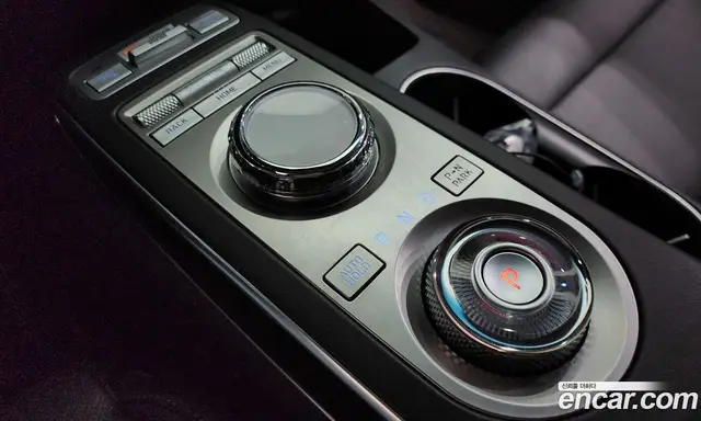 Genesis GV70 2021 2.2 автомат (гидро), миниатюра 12