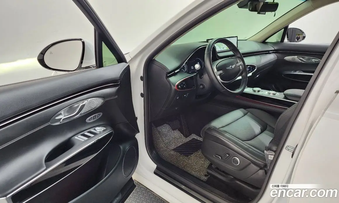 Genesis GV70 2021 2.2 автомат (гидро), фото 13 Genesis GV70 2021 2.2 автомат (гидро), фото 13