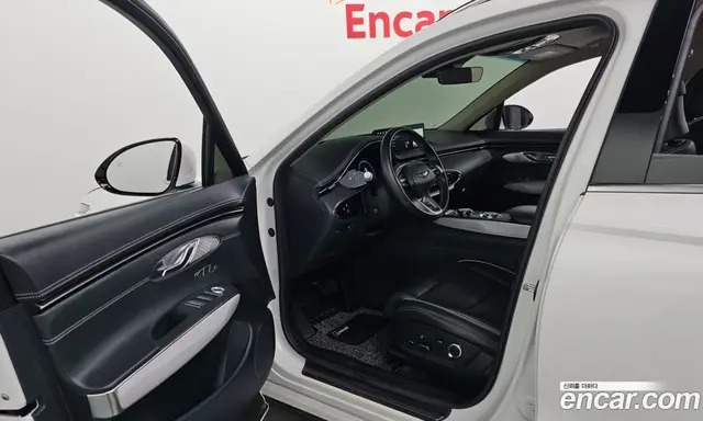 Genesis GV70 2022 0.1 автомат (гидро), миниатюра 12