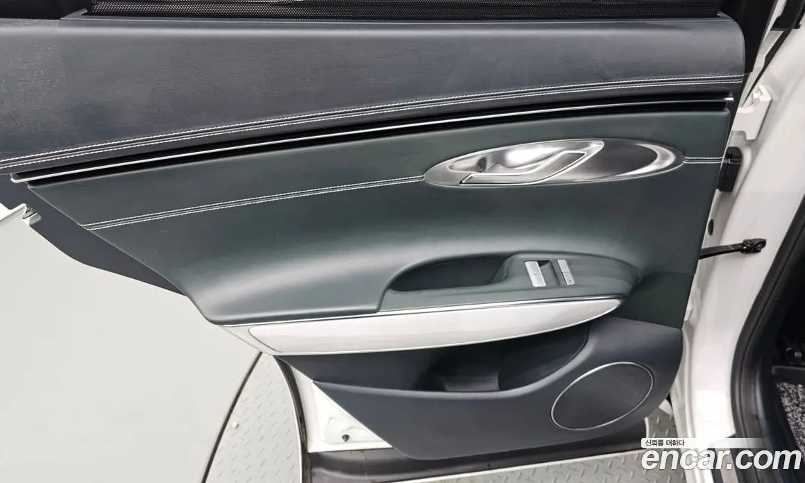 Genesis GV70 2022 0.1 автомат (гидро), фото 14