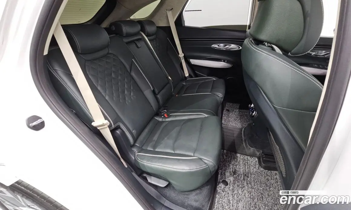Genesis GV70 2022 0.1 автомат (гидро), фото 16