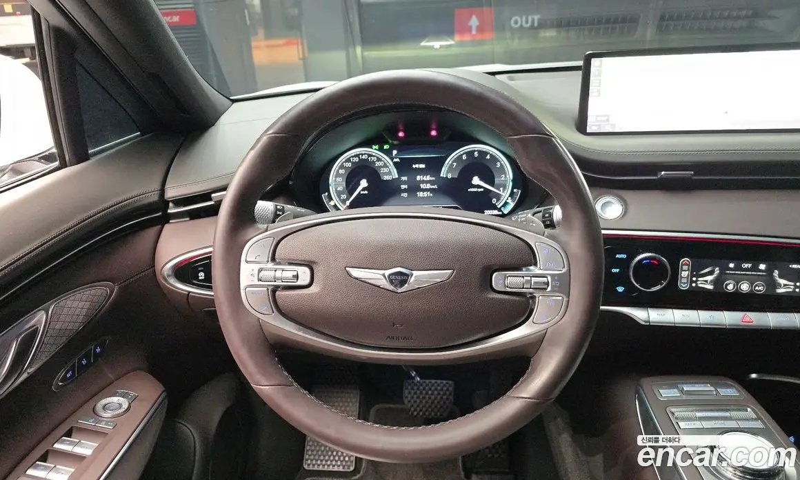 Genesis GV70 2024 2.5 автомат (гидро), фото 19 Genesis GV70 2024 2.5 автомат (гидро), фото 19
