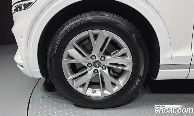 Genesis GV70 2024 2.5 автомат (гидро), миниатюра 5 Genesis GV70 2024 2.5 автомат (гидро), миниатюра 5