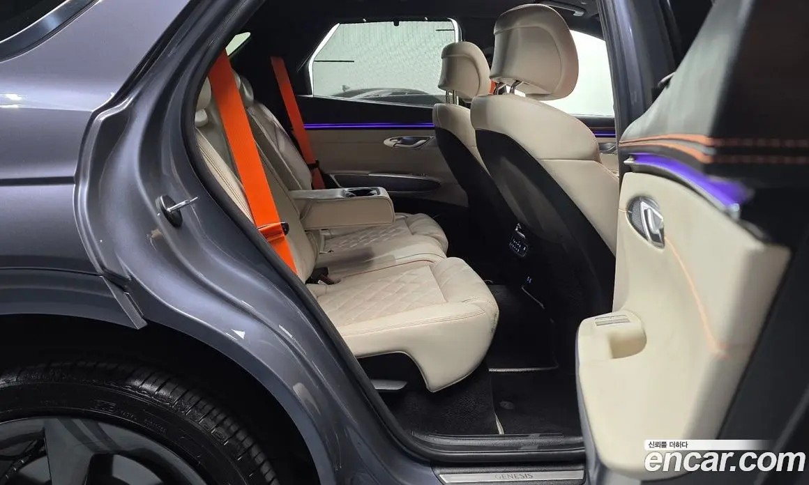 Genesis GV70 2024 3.5 автомат (гидро), фото 17