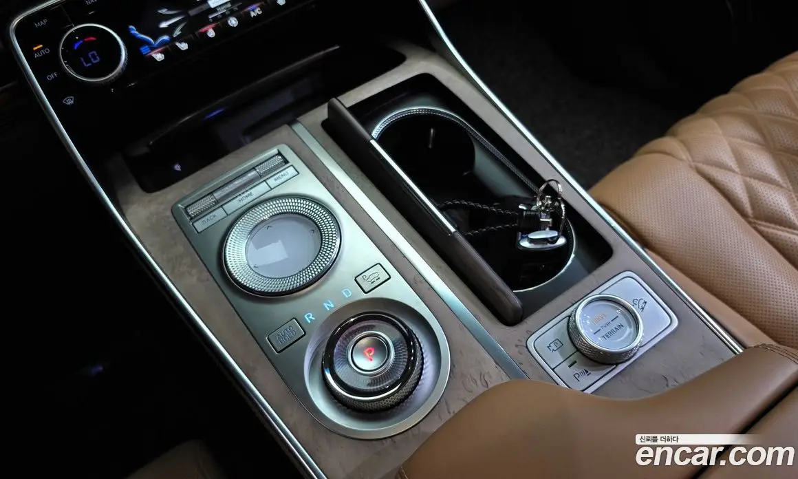 Genesis GV80 2021 2.5 автомат (гидро), фото 12 Genesis GV80 2021 2.5 автомат (гидро), фото 12