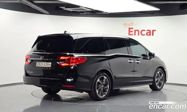 Honda Odyssey 2021 3.5 автомат (гидро), миниатюра 2