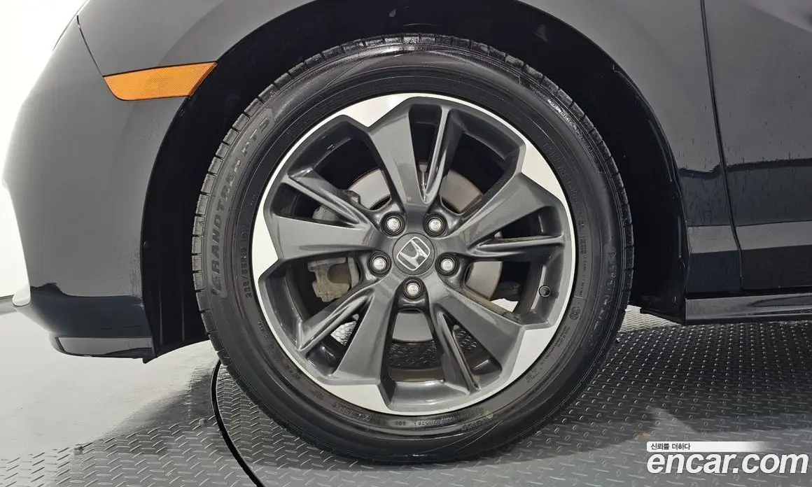 Honda Odyssey 2021 3.5 автомат (гидро), фото 5