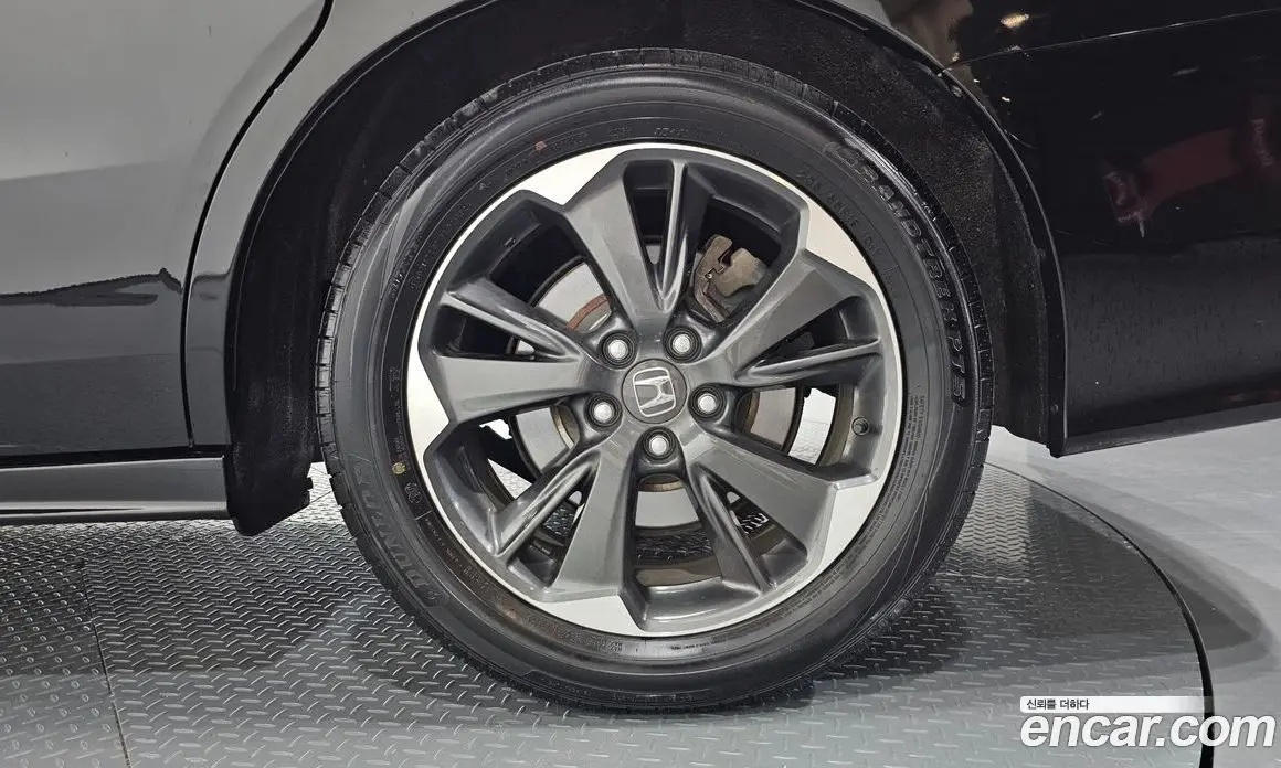 Honda Odyssey 2021 3.5 автомат (гидро), фото 7