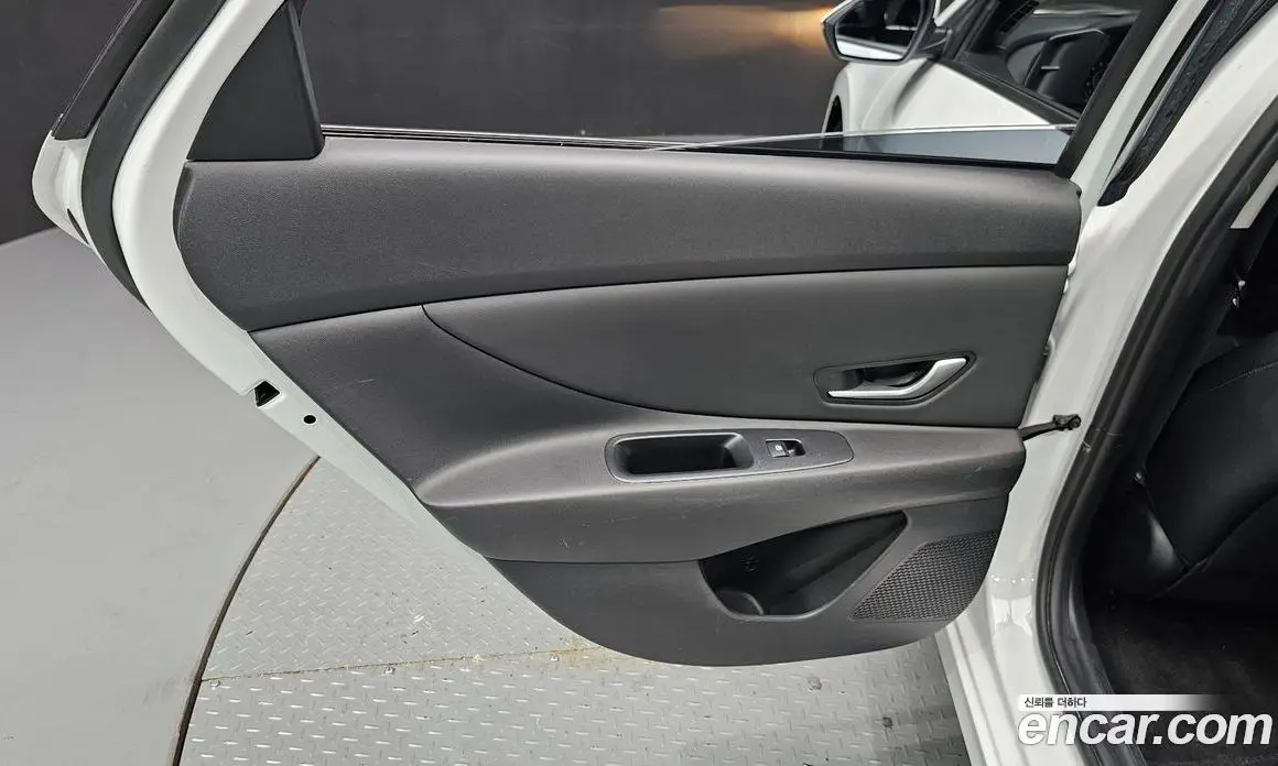 Hyundai Avante 2021 1.6 автомат (гидро), фото 15