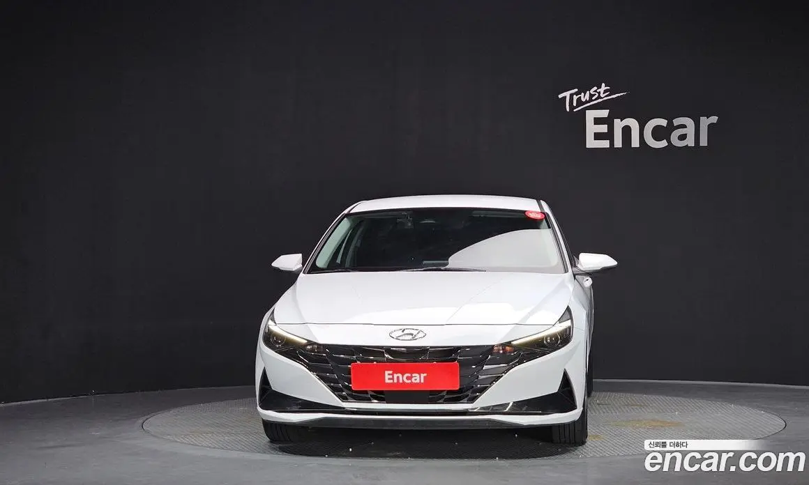 Hyundai Avante 2021 1.6 автомат (гидро), фото 3