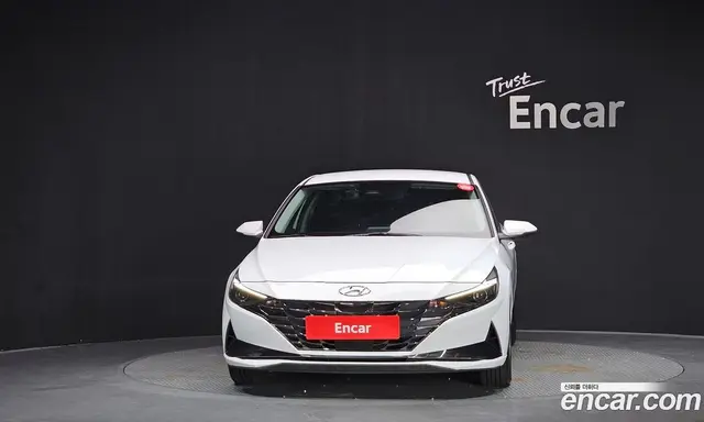 Hyundai Avante 2021 1.6 автомат (гидро), миниатюра 3