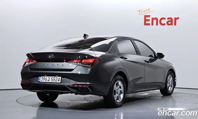 Hyundai Avante 2021 1.6 автомат (гидро), миниатюра 2