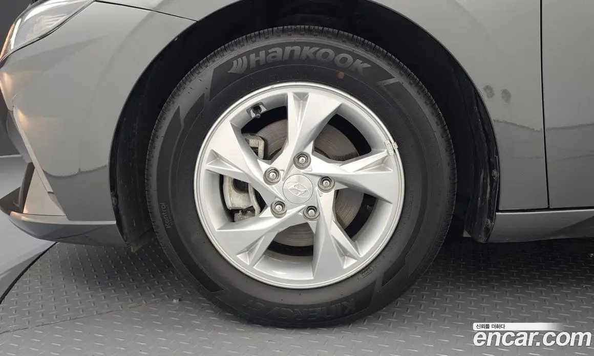 Hyundai Avante 2021 1.6 автомат (гидро), фото 5