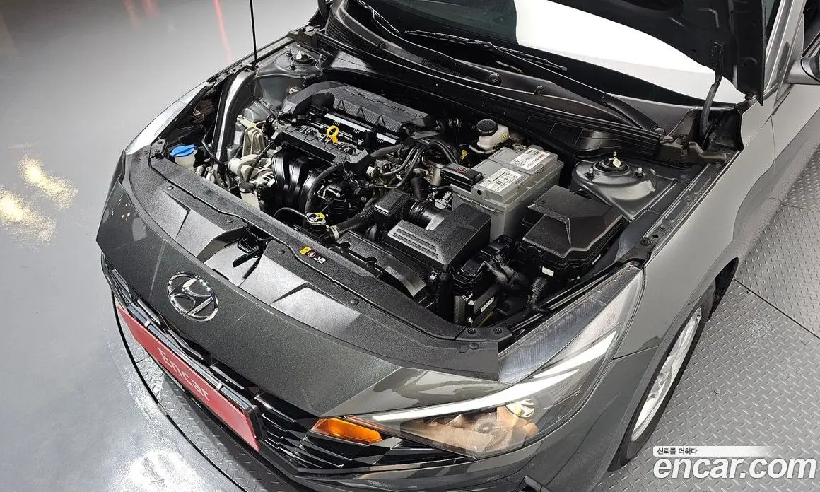 Hyundai Avante 2021 1.6 автомат (гидро), фото 6