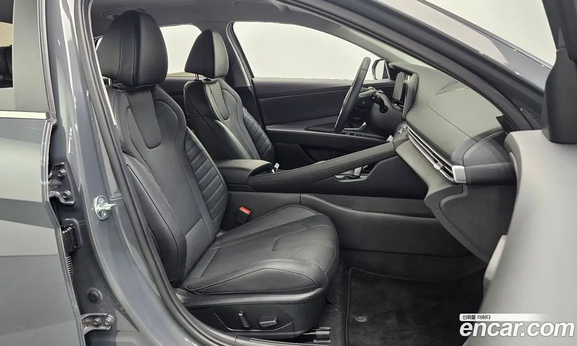 Hyundai Avante 2024 1.6 автомат (гидро), фото 16 Hyundai Avante 2024 1.6 автомат (гидро), фото 16