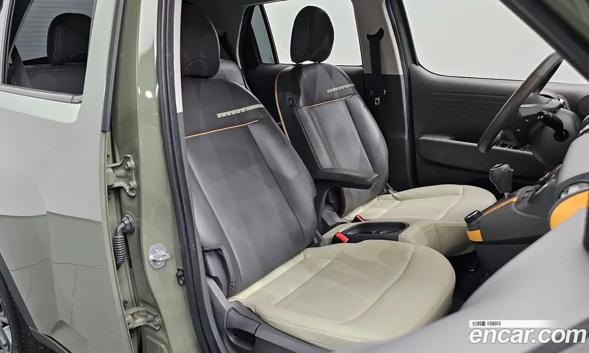Hyundai Casper 2022 1.0 автомат (гидро), фото 17
