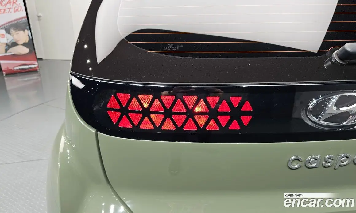 Hyundai Casper 2022 1.0 автомат (гидро), фото 9