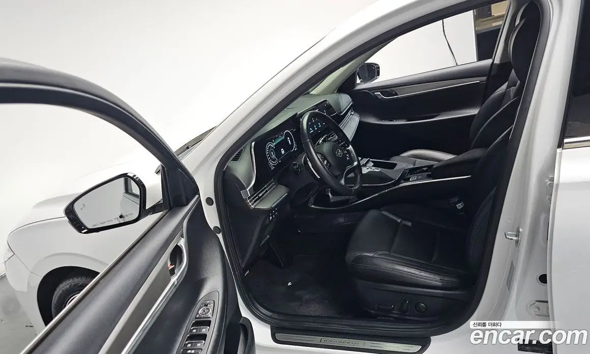 Hyundai Grandeur 2021 2.5 автомат (гидро), фото 12
