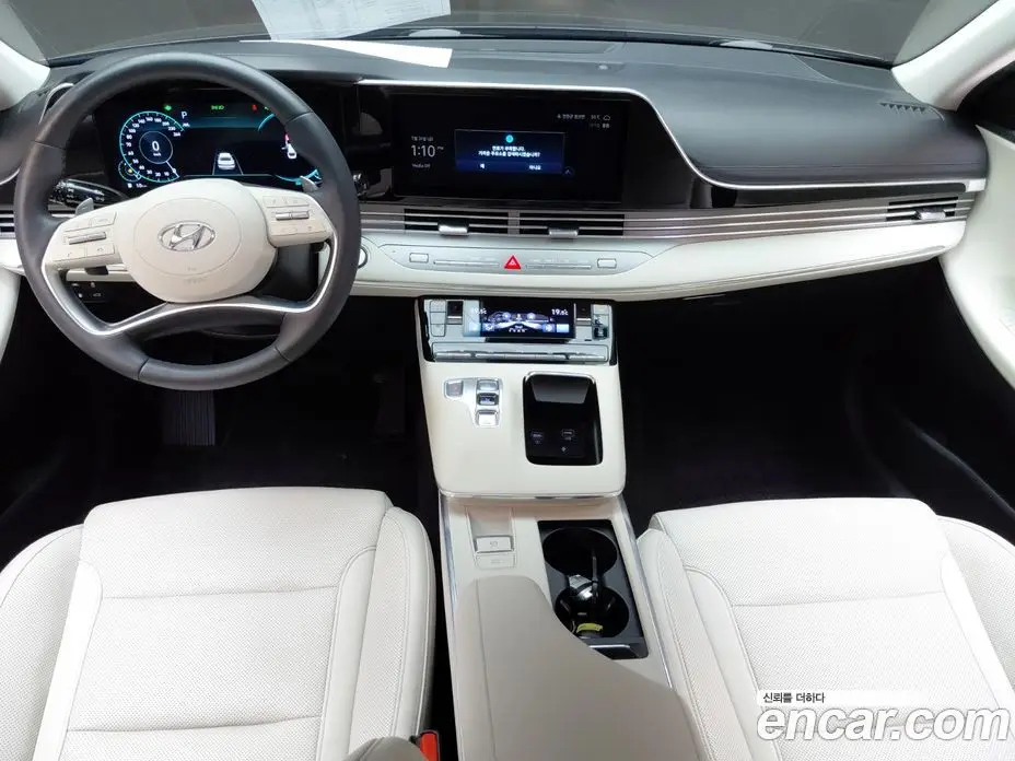 Hyundai Grandeur 2022 2.5 автомат (гидро), фото 10