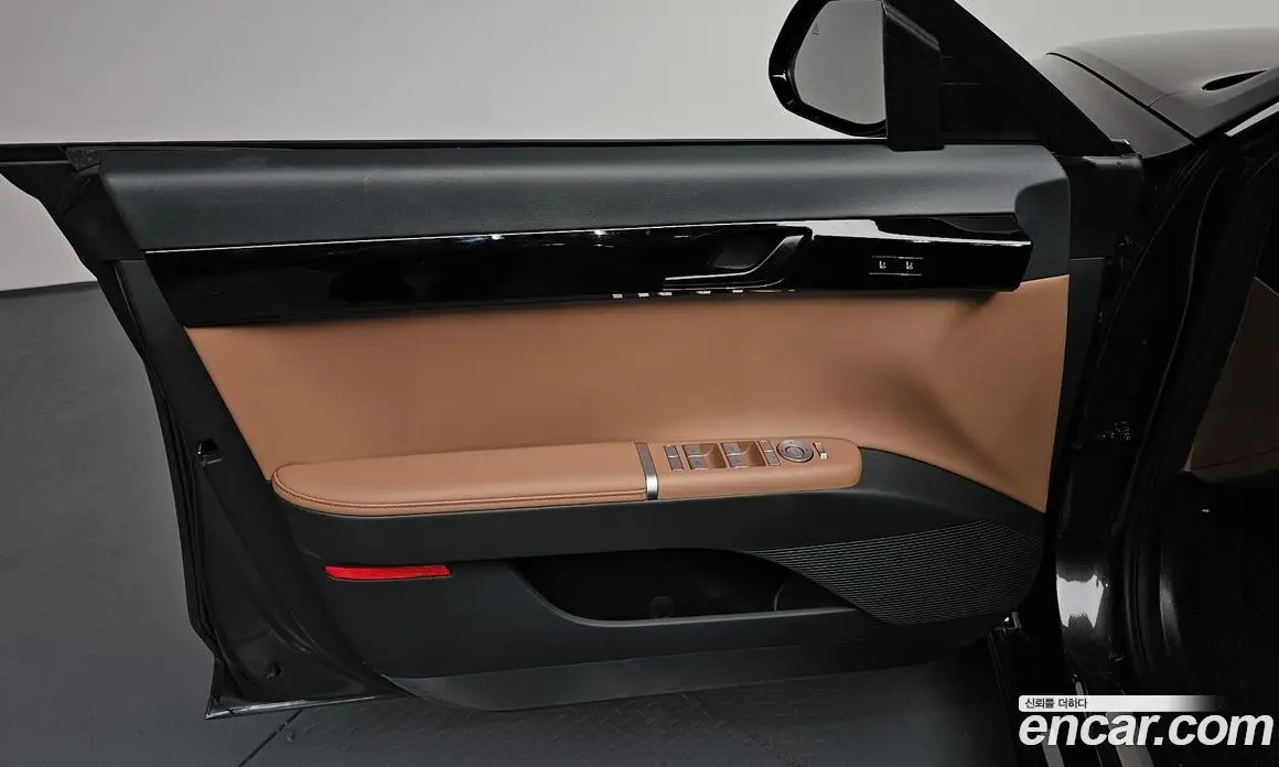 Hyundai Grandeur 2025 3.5 автомат (гидро), фото 13