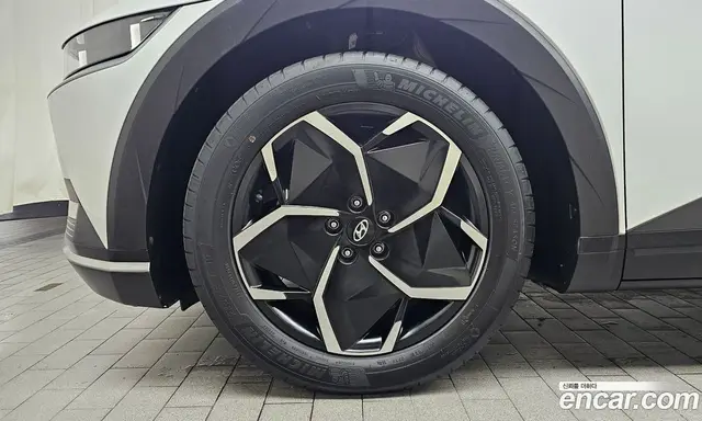 Hyundai Ioniq 5 2022 0.1 автомат (гидро), миниатюра 4 Hyundai Ioniq 5 2022 0.1 автомат (гидро), миниатюра 4