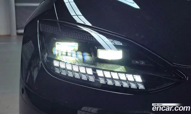 Hyundai Ioniq 6 2023 0.1 автомат (гидро), миниатюра 7