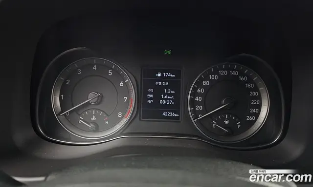 Hyundai Kona 2017 1.6 автомат (гидро), миниатюра 11 Hyundai Kona 2017 1.6 автомат (гидро), миниатюра 11