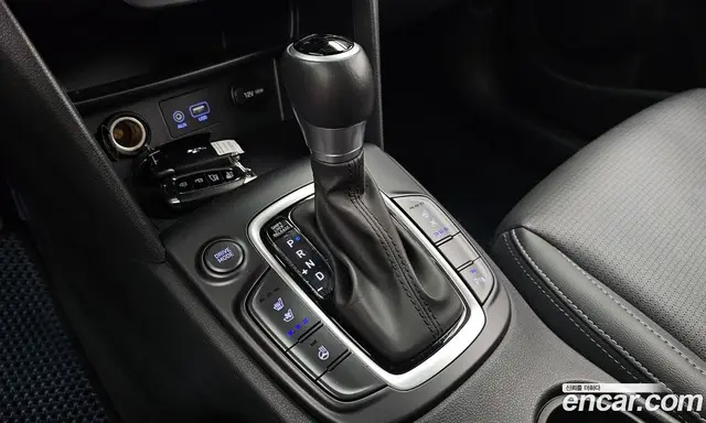 Hyundai Kona 2017 1.6 автомат (гидро), миниатюра 12